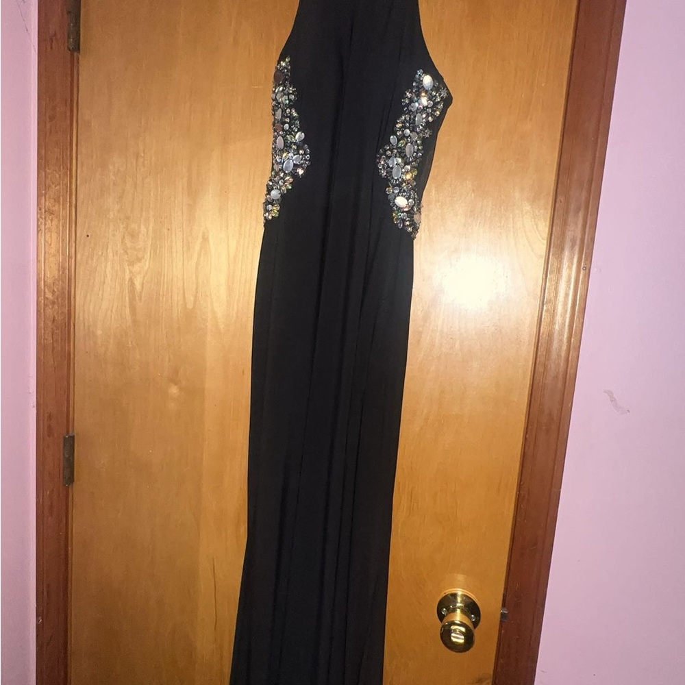 Elegant Black Embellished Evening Gown